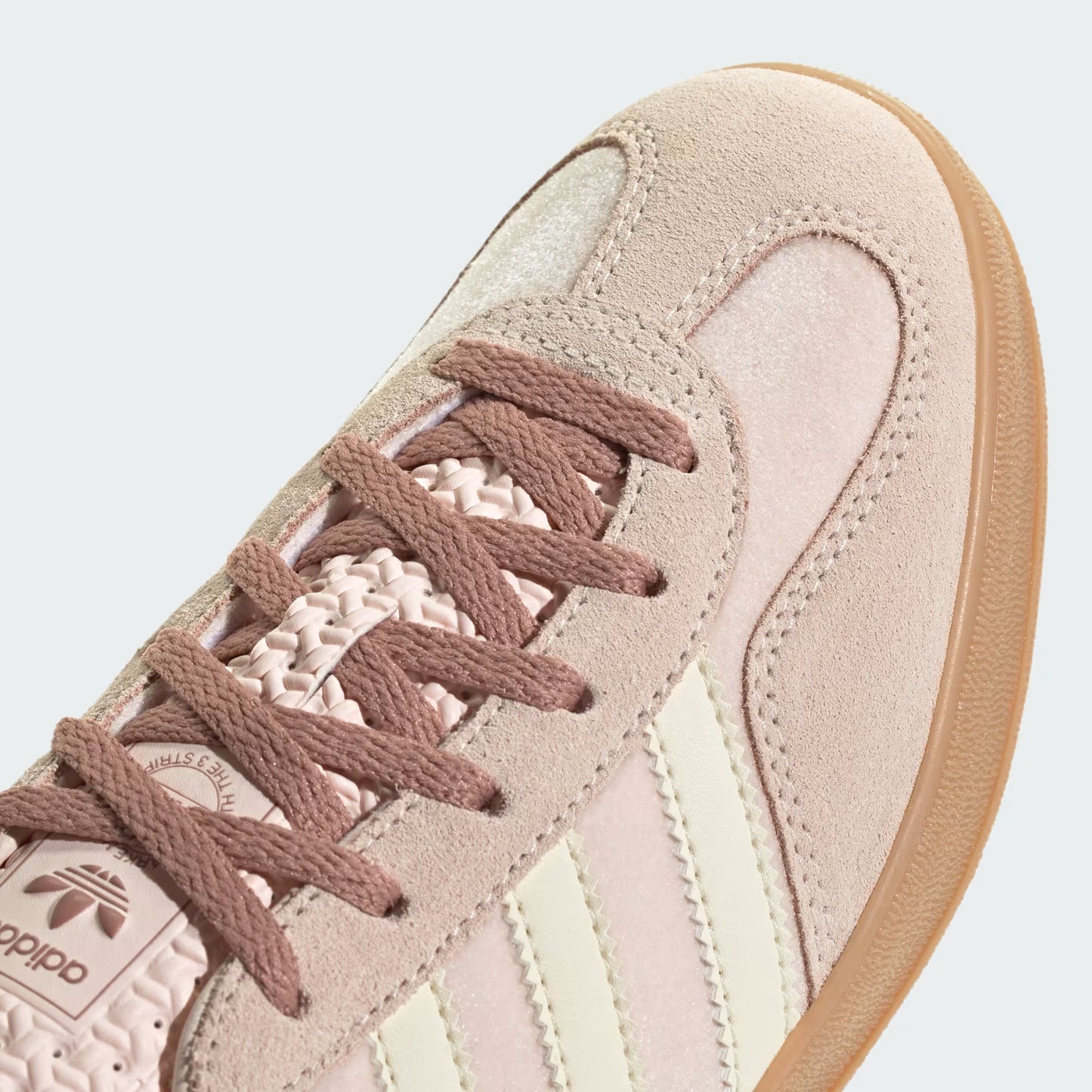 Gazelle Indoor