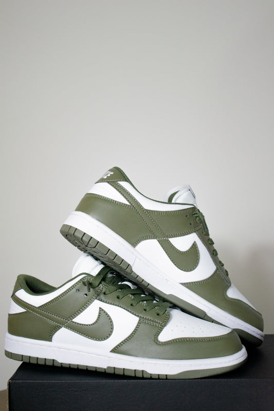 Dunk Low Branco e Verde